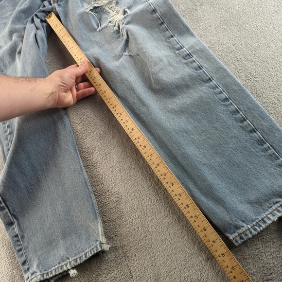 Levis 550 Jeans Mens 36x30* Blue Light Wash Ripped Grunge Baggy Punk Skater - Picture 9 of 12